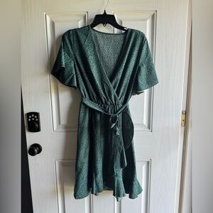 Never Worn SHEIN Emerald Dalmatian Print Mock Wrap Dress